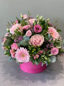 Luxury Hat Box of Flowers