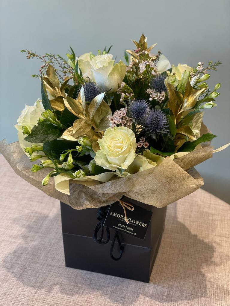 Christmas Aqua Pack - White Roses